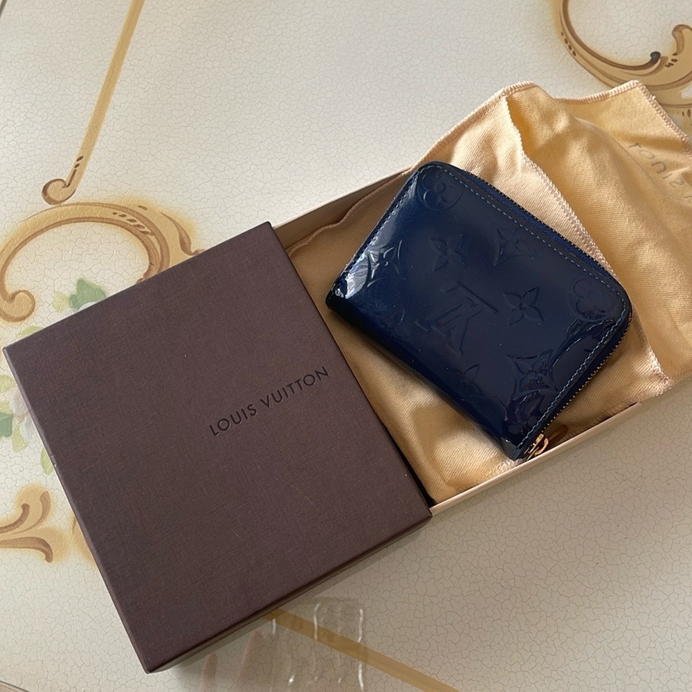 LOUIS VUITTON VERNIS ZIPPY COIN WALLET